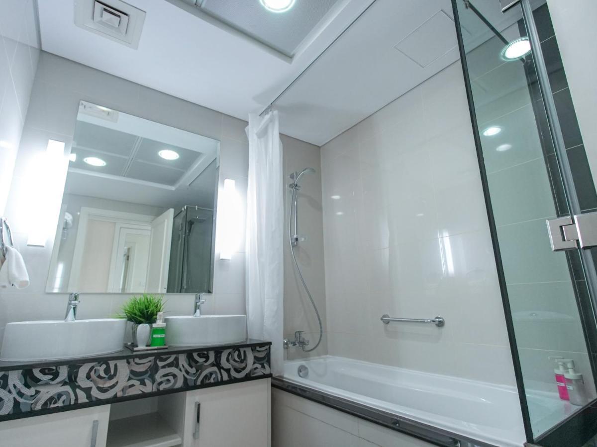 Oskena Vacation Homes - Damac Maison Dubai Mall Street Экстерьер фото